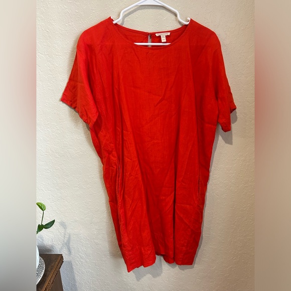 Eileen Fisher Organic Handkerchief Linen Boxy Dress in Petite Small - Picture 5 of 11